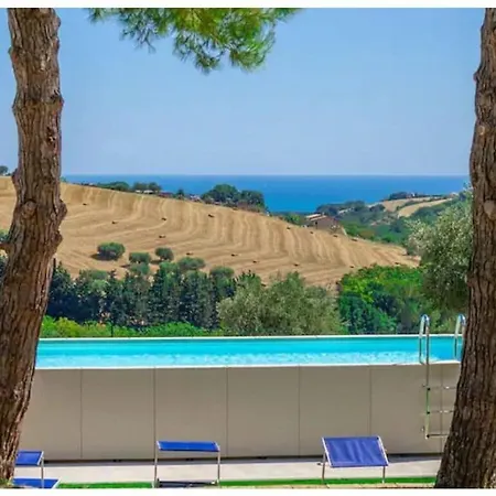 Degli Archi Villa SantʼElpidio a Mare